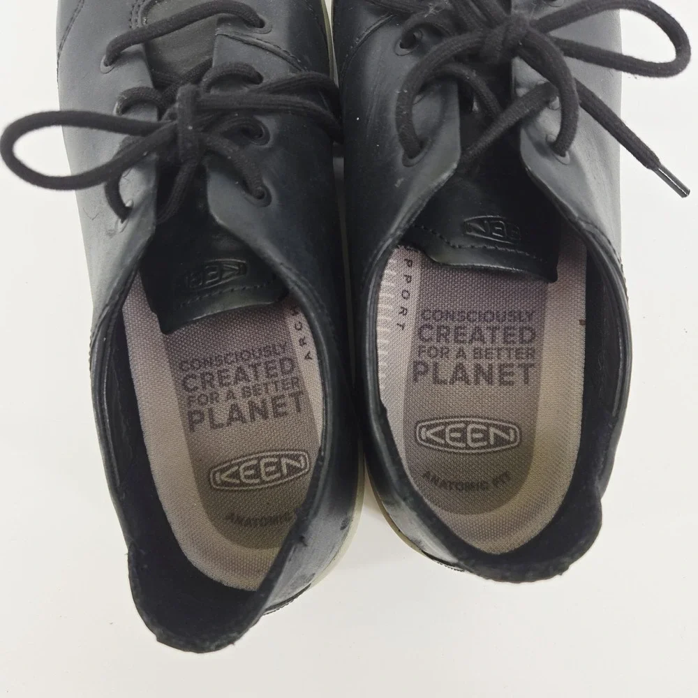 Keen Women's Lorelai Sneaker Size 7.5 Black Leather Lace Up Shoe Low Top